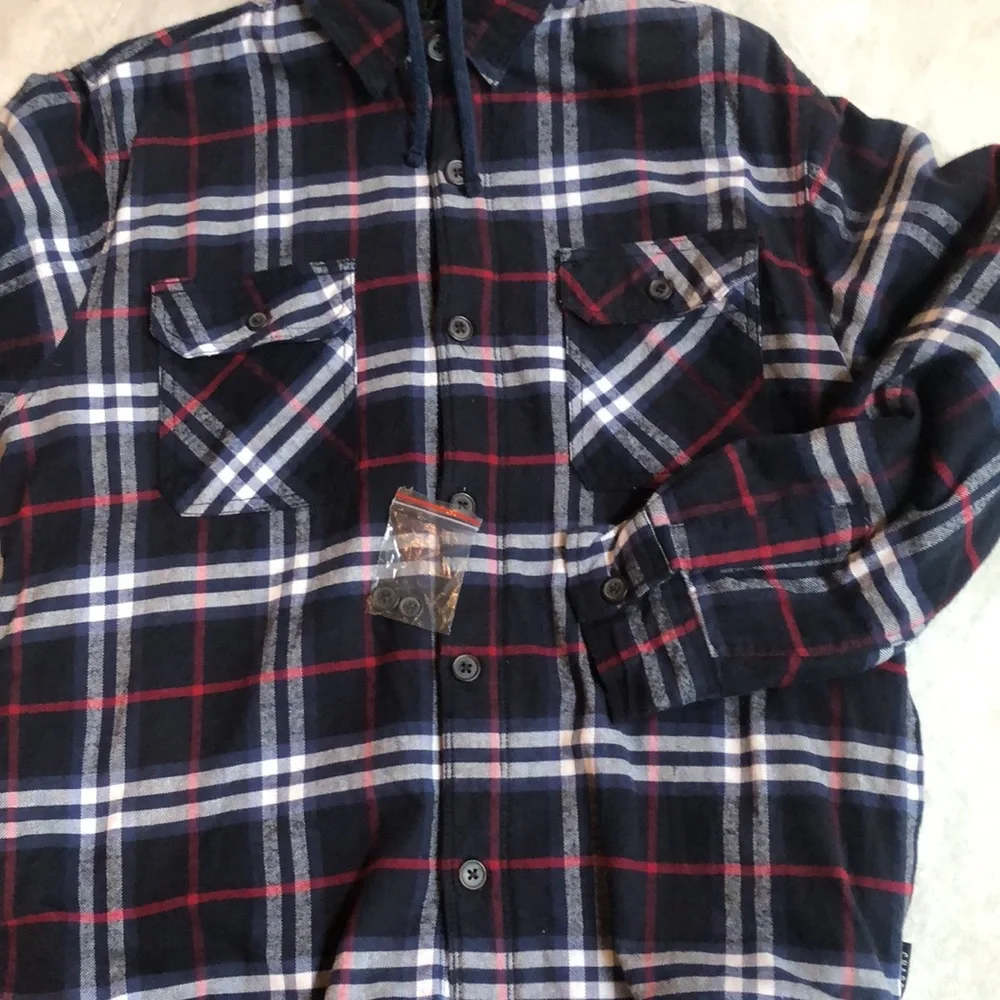 Chaps Denim Man’s 100% Cotton Flannel Plaid Jacket/Hoodie Size M